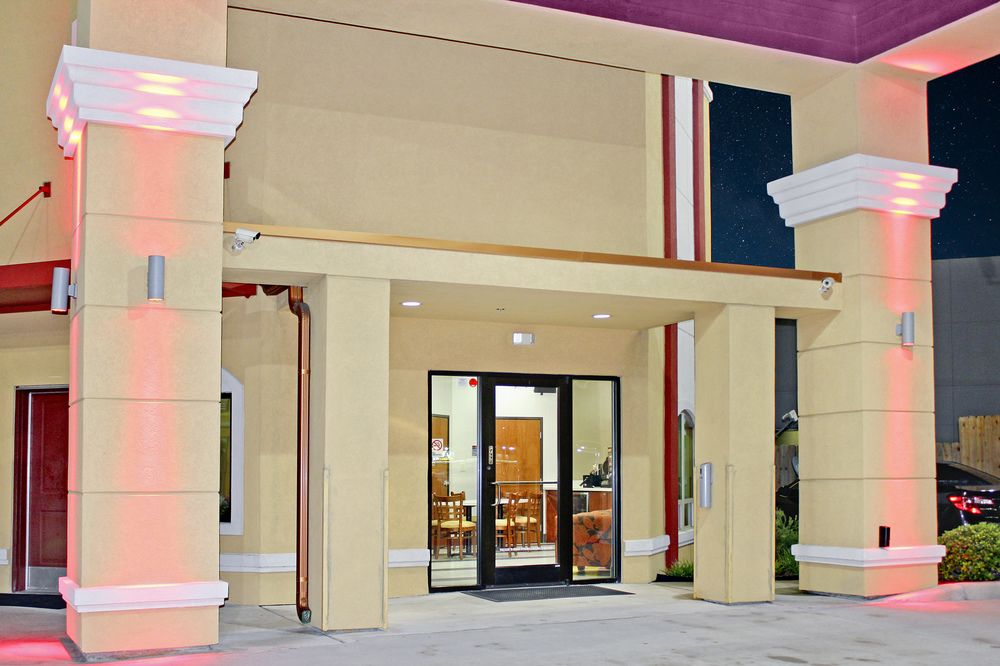 hotel-entrance